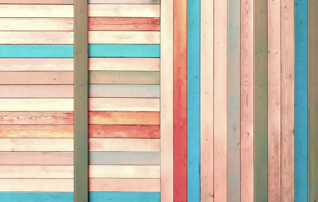 Read more about the article What Are the Latest Trends in Wood Strip Wall Painting Designs in Malaysia?